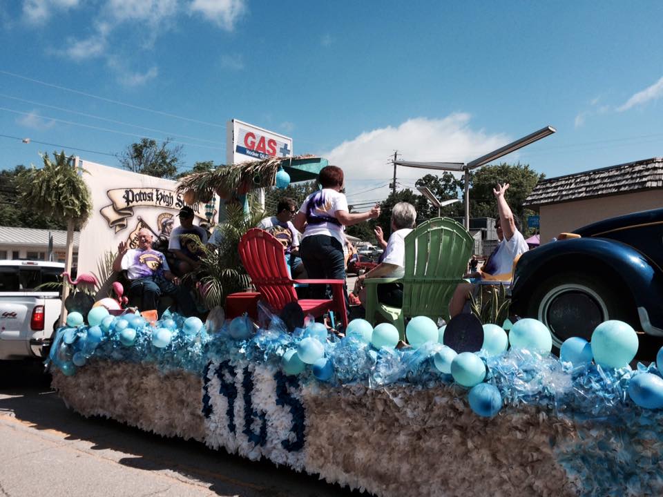 Judy Duvall Duncan also shared this photo of the beautiful float spearheaded by Kay Sansegraw Randall.  