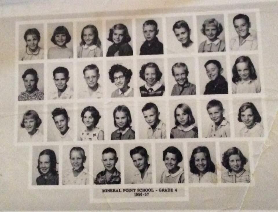 Mineral Point Elementary 1957-58

First girl is a Degonia, Suzanne (Suzanne Short), Norma Courtois, Janet Mackley, John Turntine, Leonard Nash, ?, Lynn Coleman. Second row, ?, Floyd Parsons, Larry Turner, Joyce Ward, Sandy Richards, Vincent Price, Gary Po